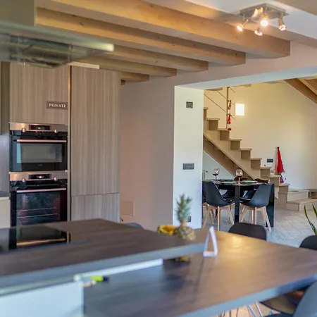 Orizzonte - Modern Apartment Civo